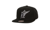 MLB Cooperstown Evergreen Black White Snapback Cap "Miami Marlins - Black" HS8028 FMABLCK