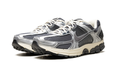 Zoom Vomero 5 "Iron Grey Chrome" IM3486 001