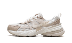 V2K Run WMNS"Sail Sand Drift" HV3917 133