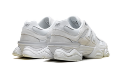 9060 "Reflection White" U906027Z