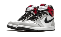1 Retro High OG "Light Smoke Grey" 555088 126