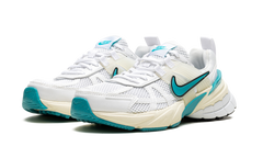 V2K Run WMNS"Dusty Cactus" FD0736 105