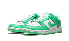 DUNK LOW WMNS"Green Glow" DD1503 105